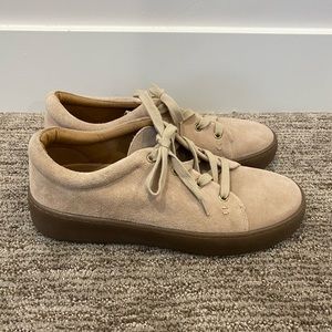 Aerosoles Term Paper Sneaker Taupe Womens Size 9.5